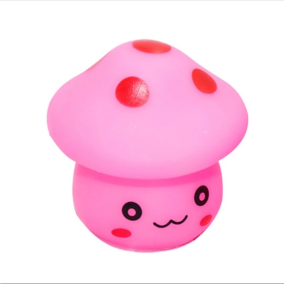 Kawaii Mushroom Night Light - Picture 8 of 11